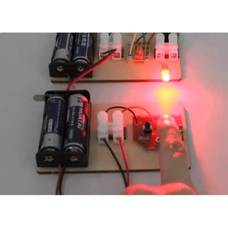 ชุดอุปกรณ์วิทยาศาสตร์อิเล็กทรอ - Science Hobbyist บทวิจารณ์และราคา